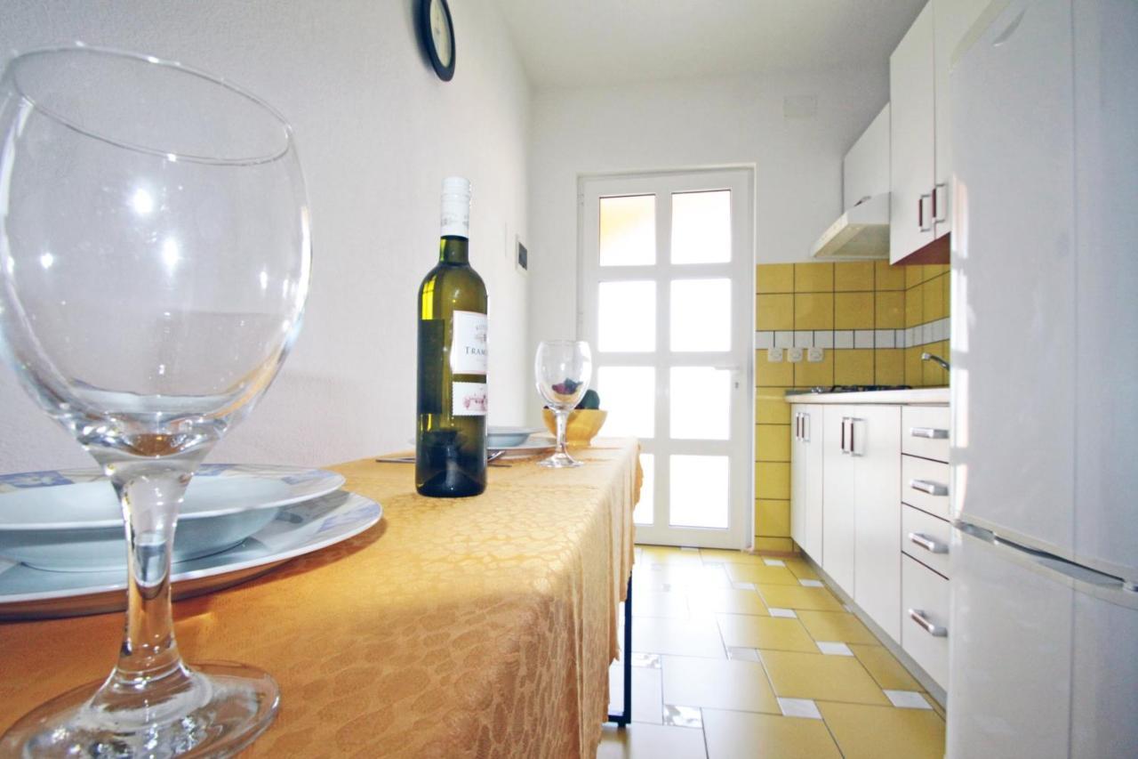 Apartments By The Sea Vinjerac, Zadar - 5824 Luaran gambar